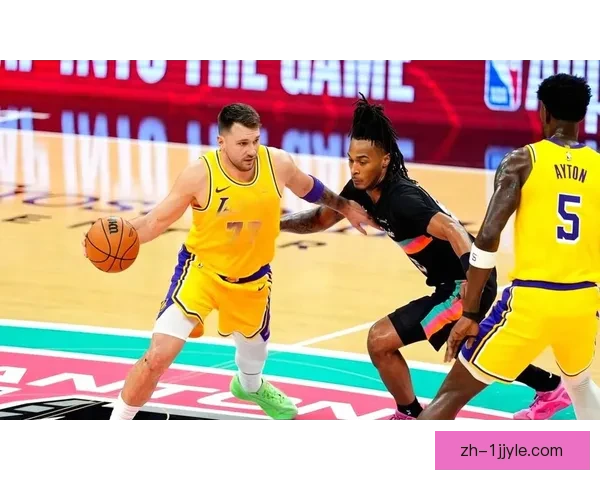 东契奇：詹姆斯复出助力球队正向前进